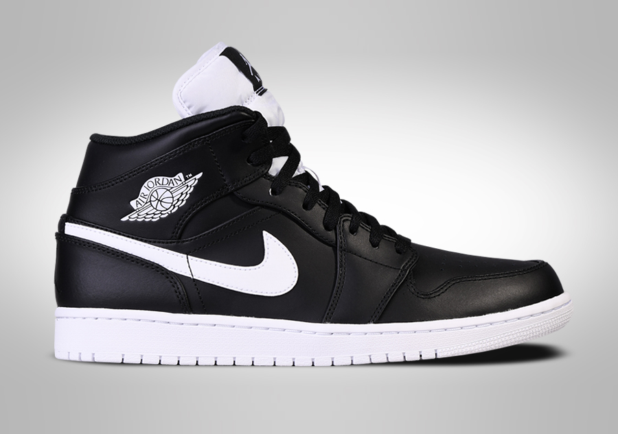 black and white air jordan mid