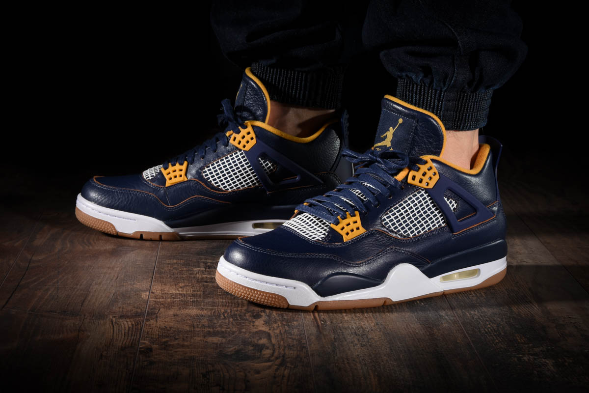 NIKE AIR JORDAN 4 RETRO 'DUNK FROM ABOVE'