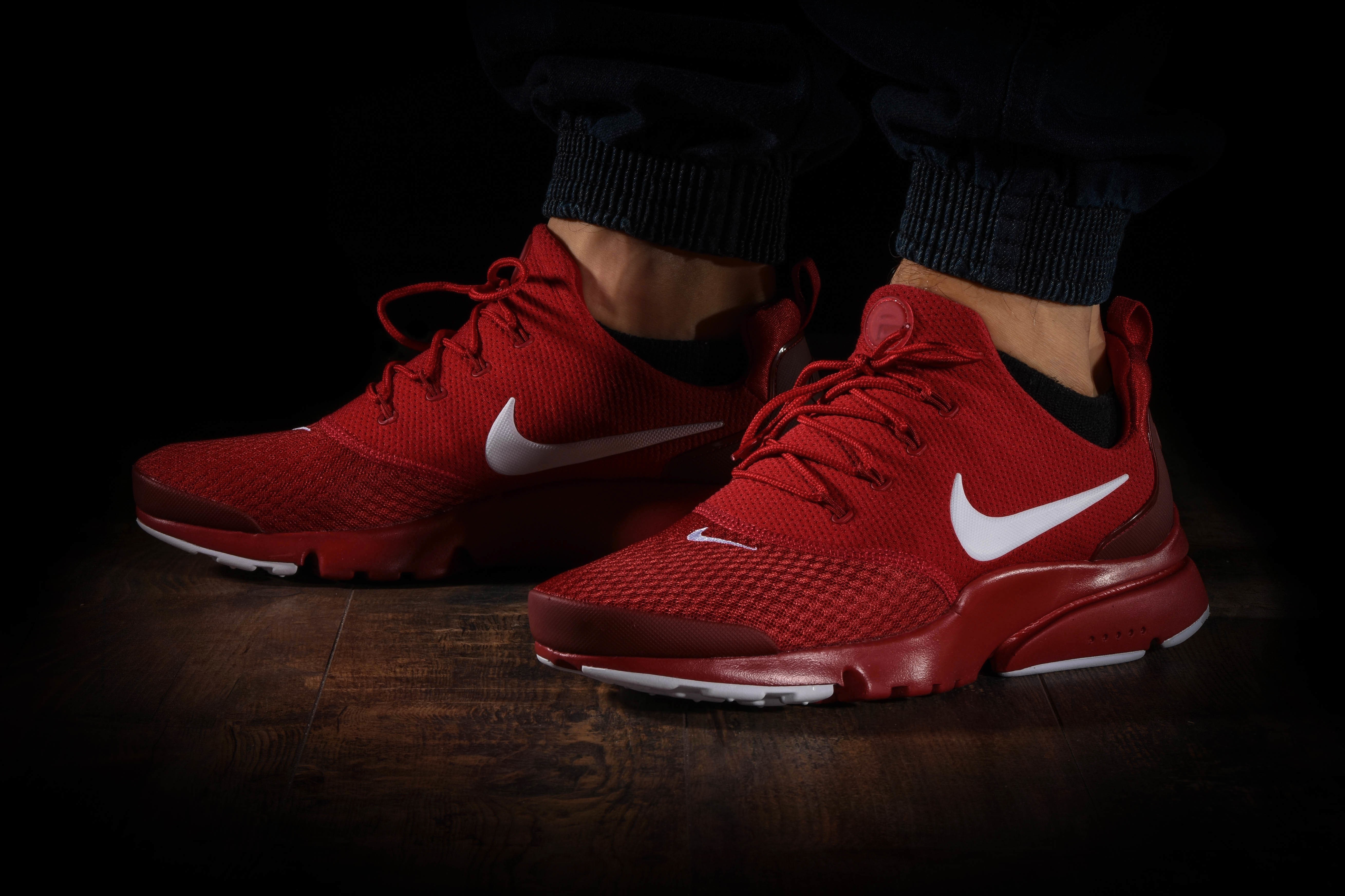 Air presto fly red hotsell