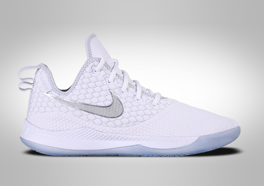 Lebron witness shop 3 white