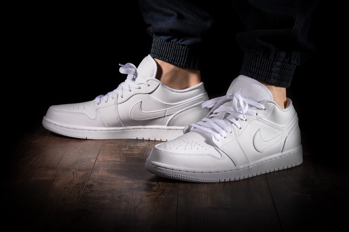 NIKE AIR JORDAN 1 RETRO LOW WHITE