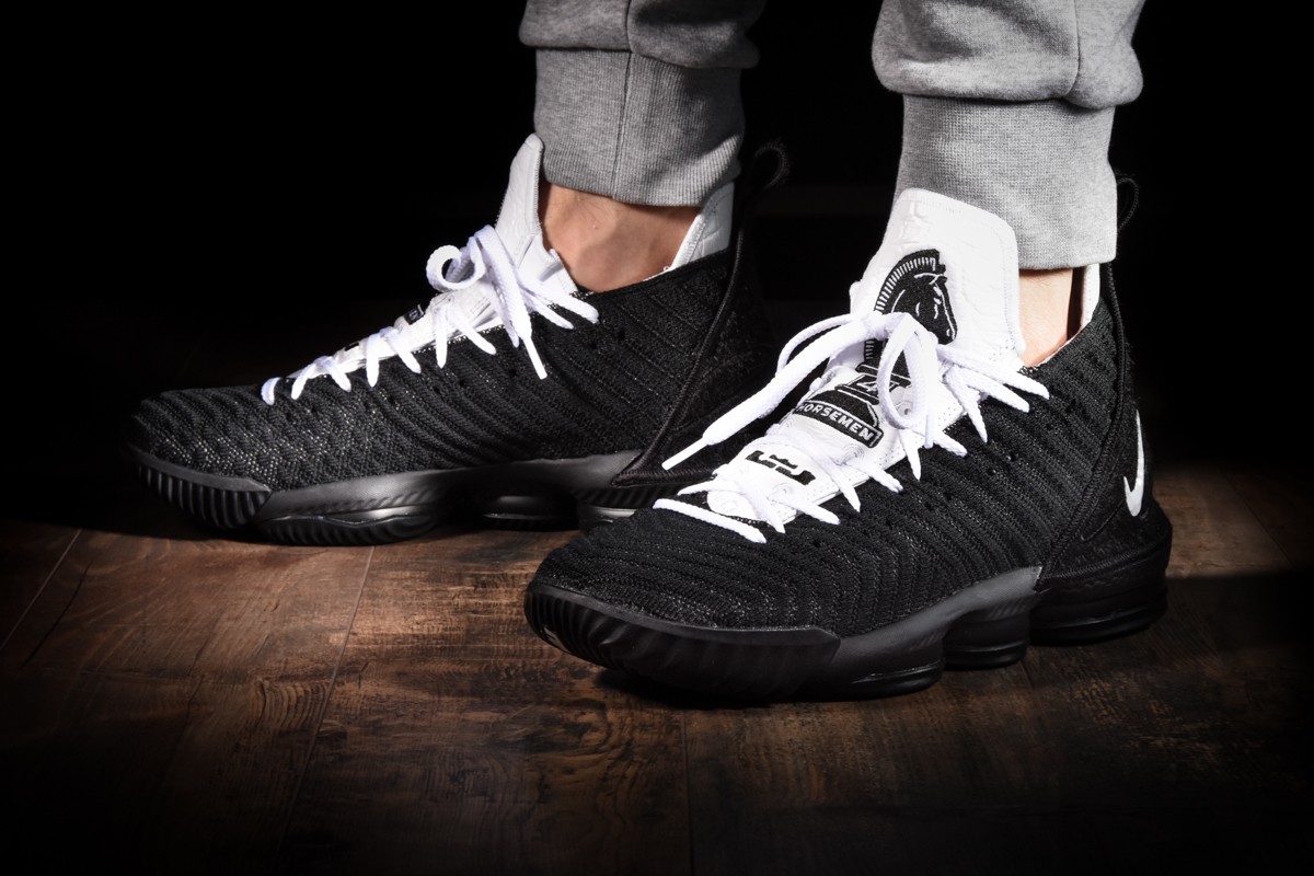 NIKE LEBRON 16 FOUR HORSEMEN