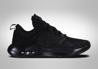 NIKE AIR JORDAN AIR CADENCE TRIPLE BLACK price €122.50