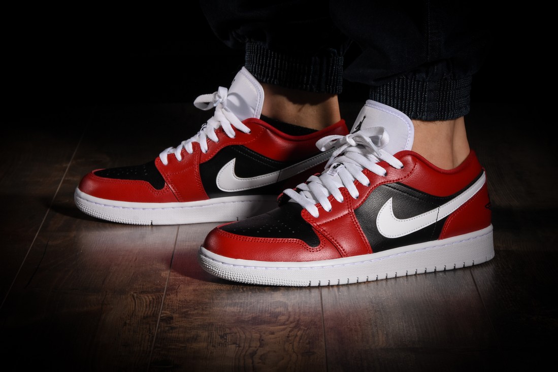 NIKE AIR JORDAN 1 RETRO LOW SE WMNS CHICAGO FLIP