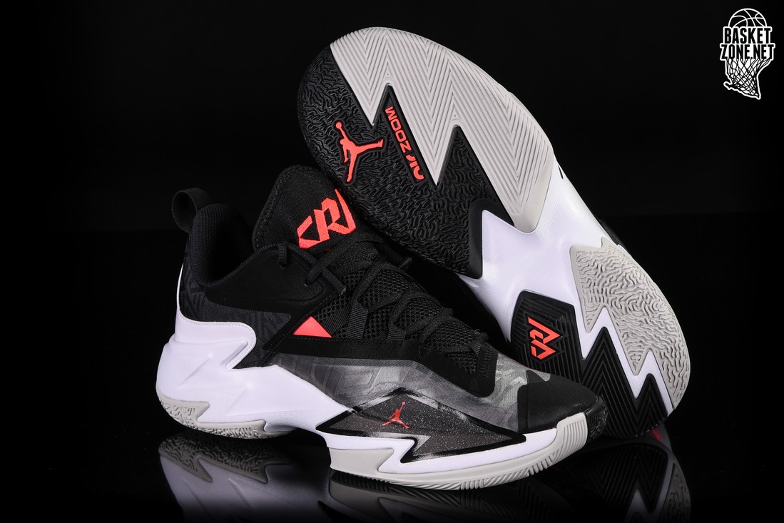 Tenis jordan westbrook .3 deals