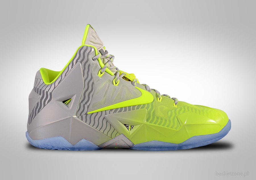 NIKE LEBRON XI MAISON DU LEBRON COLLECTION QS voor 149 00